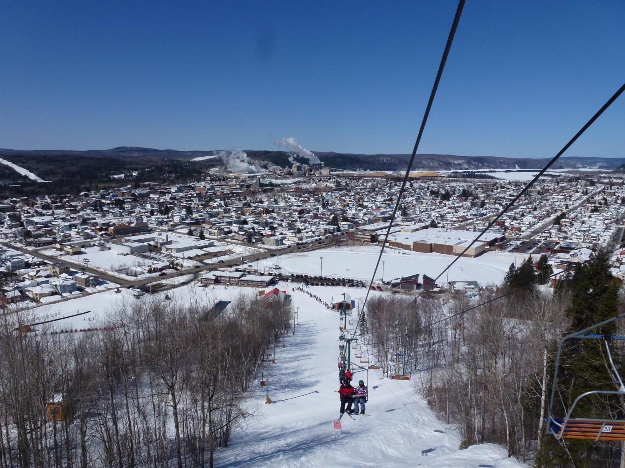 Domaine Le Bostonnais - Le Village En Bois Rond La Tuque